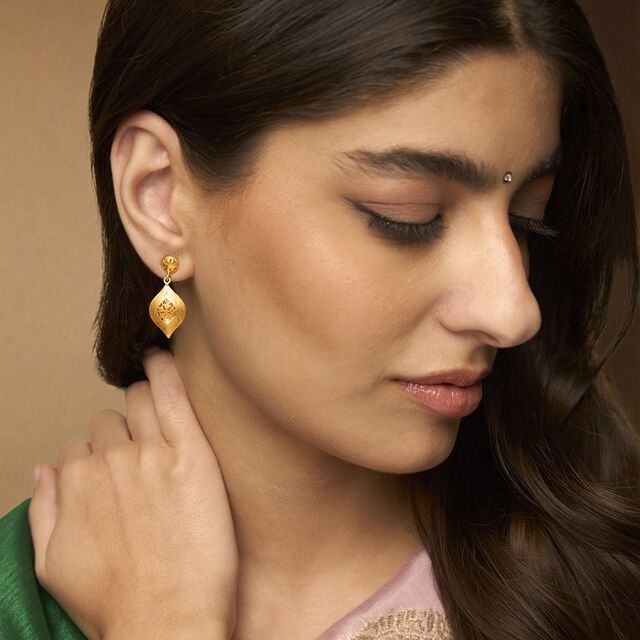 Contemporary Gold Drop Earrings 2