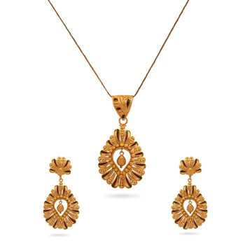 Gilded Oasis Pendant & Earrings Set