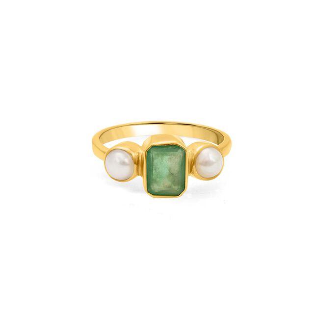 Tanishq 22 Karat Gold Finger Ring 2