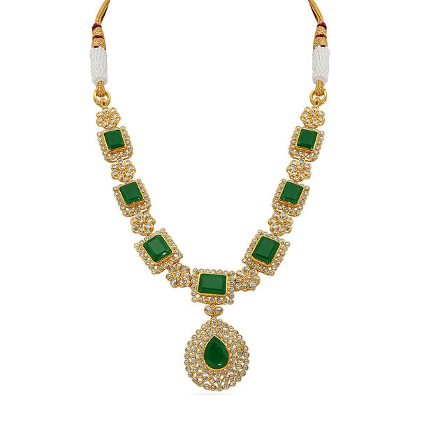 Tanishq 22KT  Gold Necklace Set  for Women 4