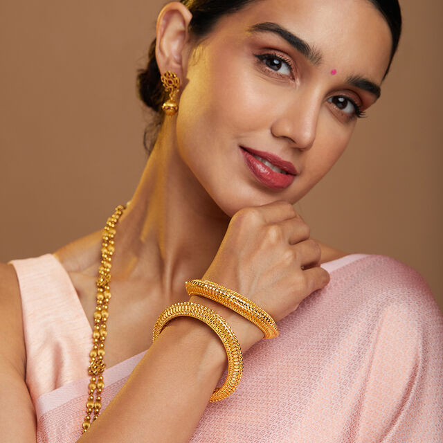 Tanishq 22KT Gold Bangle for Women 2