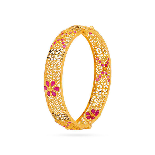 Dazzling Floral Filigree Bangle
