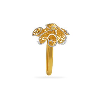 Tanishq 22 KT Gold Finger Ring for Women