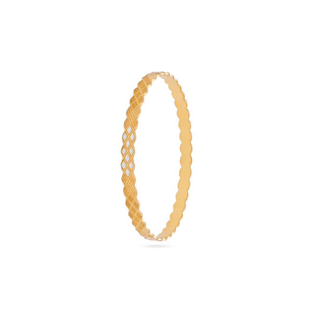 Intricate Diamond Pattern Bangle