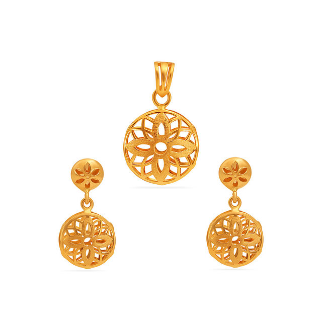 Tanishq 22 Karat Gold Pendant and Earrings Set for Women 