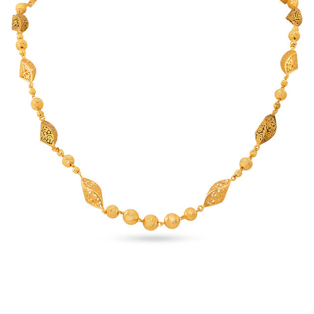 Sleek Gold Chain