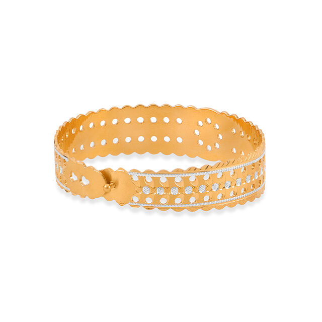 Gold Bangle with Intricate Design