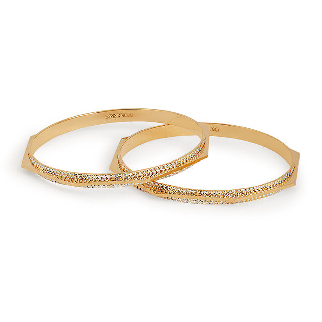 Sleek Contour Gold Bangle 2