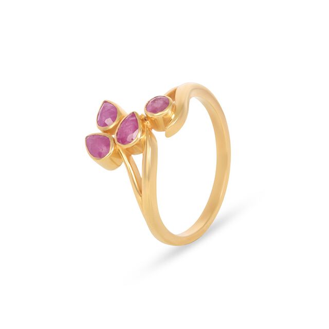 Tanishq 22KT Gold Finger Ring 2
