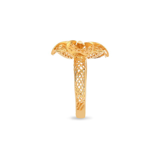 Tanishq 22 Karat Gold Finger Ring for Women 4