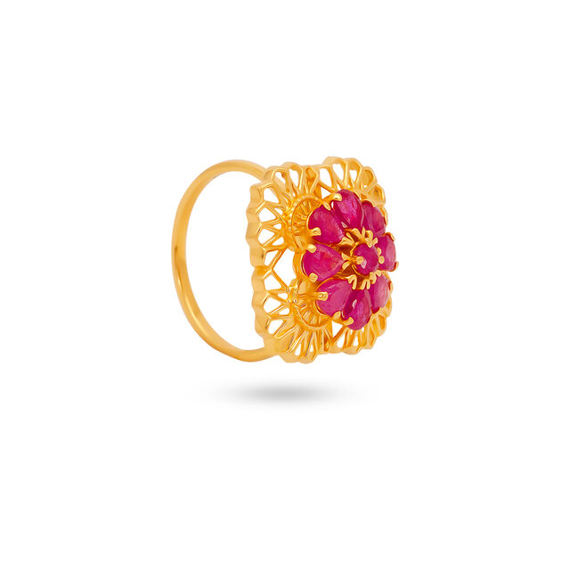 Tanishq 22 Karat Gold Finger Ring for Women 2