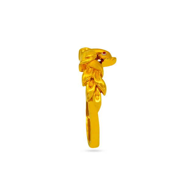 Tanishq 22 KT Gold Finger Ring for Women