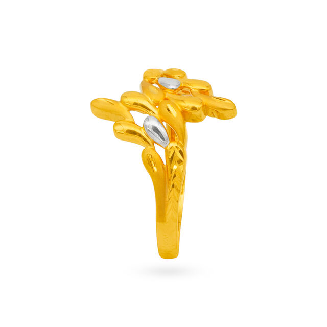 Tanishq 22 KT Gold Finger Ring for Women