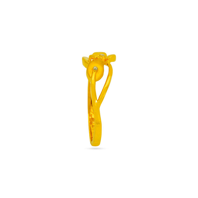 Tanishq 22KT Gold Finger Ring for Women