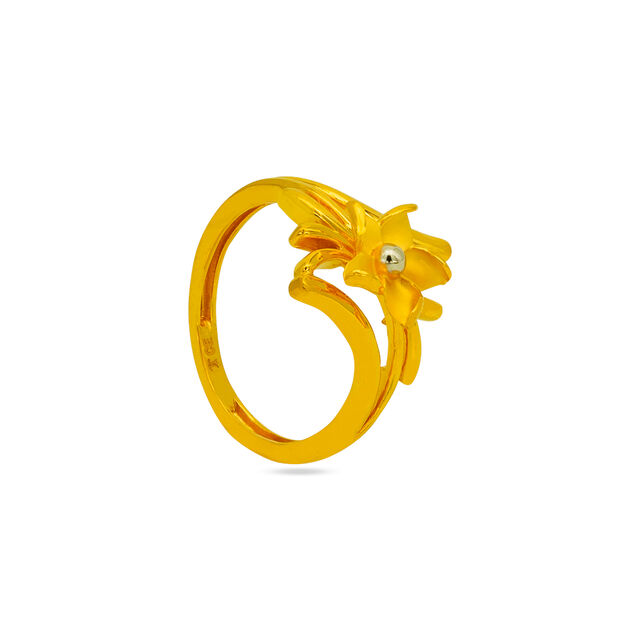 Tanishq 22KT Gold Finger Ring for Women