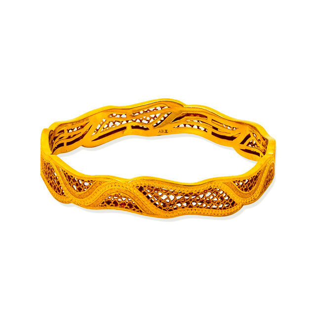Wavy Elegant Gold Bangle 