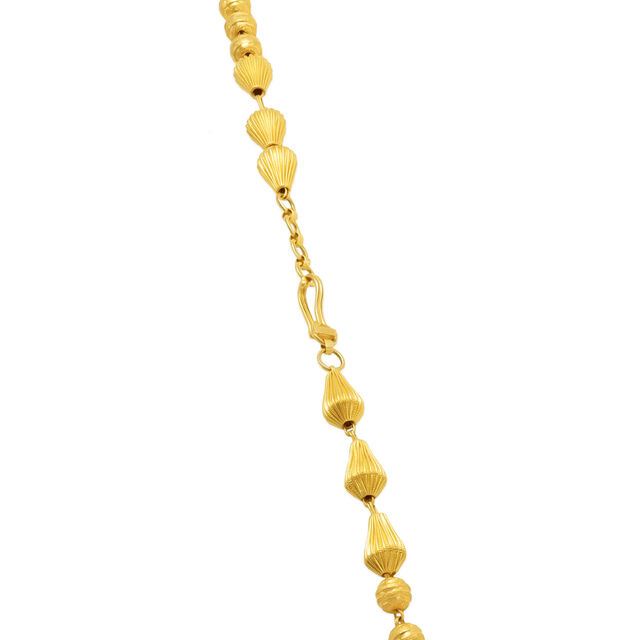 Gracefully Bold Ladies Gold Necklace