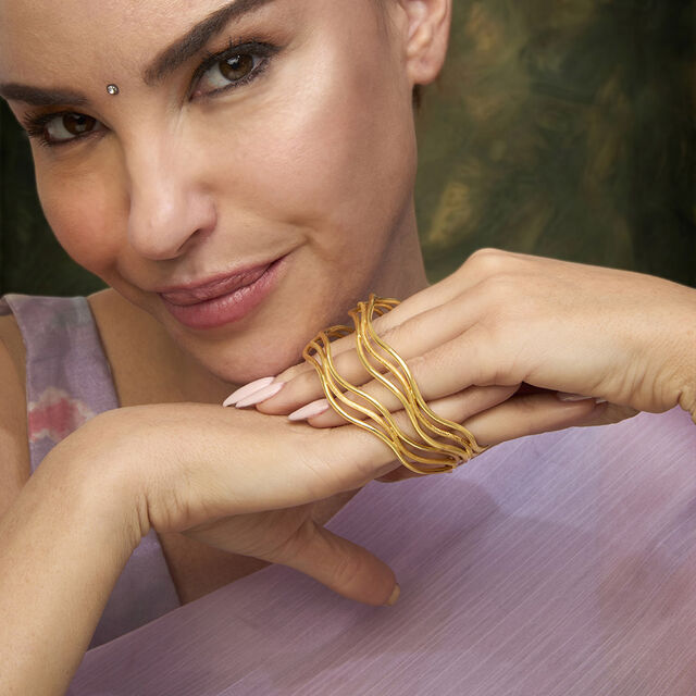 Tanishq 22KT Gold Bangle for Women 2