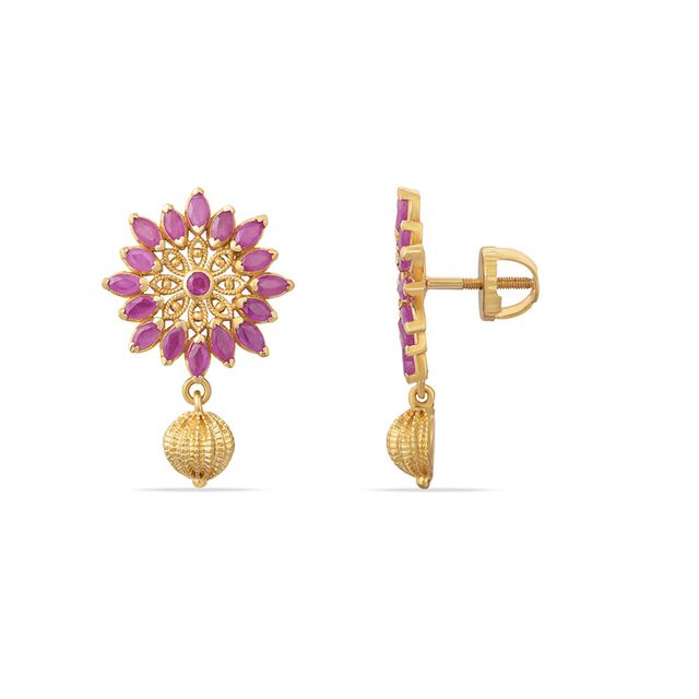 Tanishq 22KT Gold Pendant and Earrings Set 5