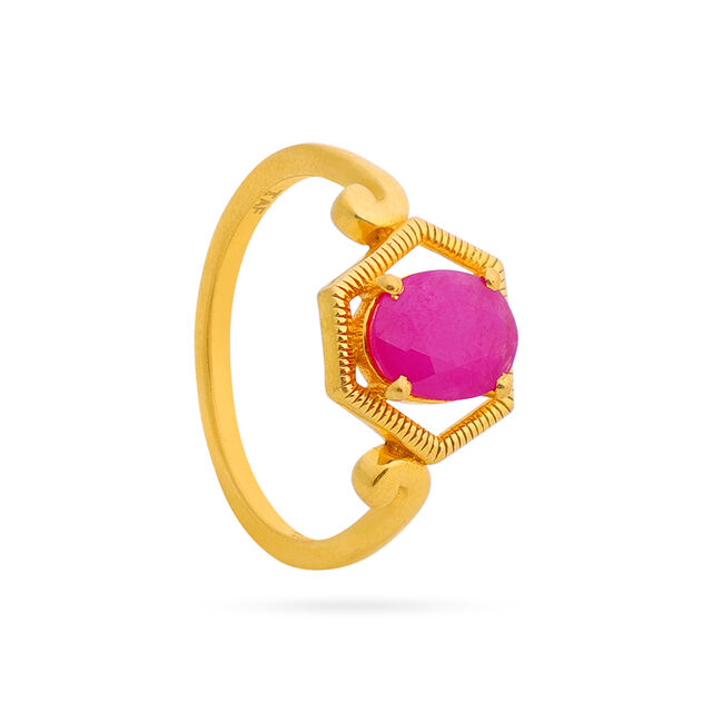 Tanishq 22 KT Gold Finger Ring for Women