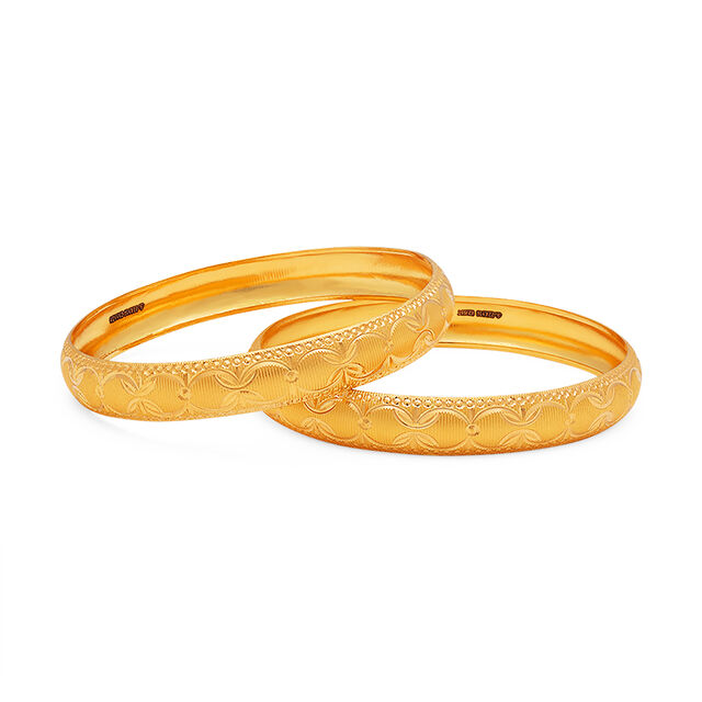 Lush Floral Engraved Bangle
