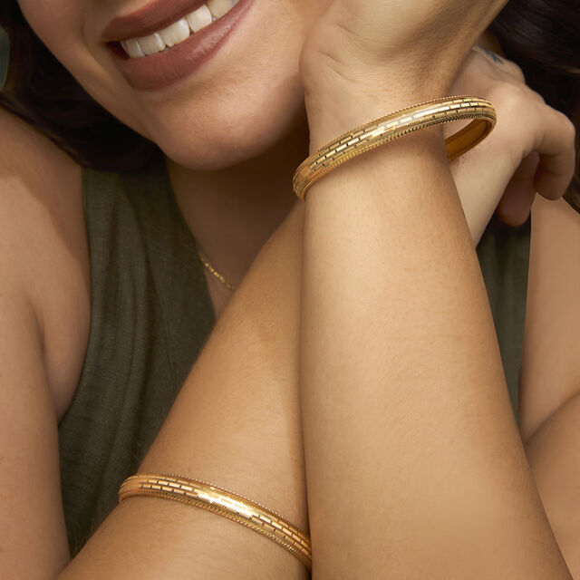 Tanishq 22KT Gold Bangle for Women 2