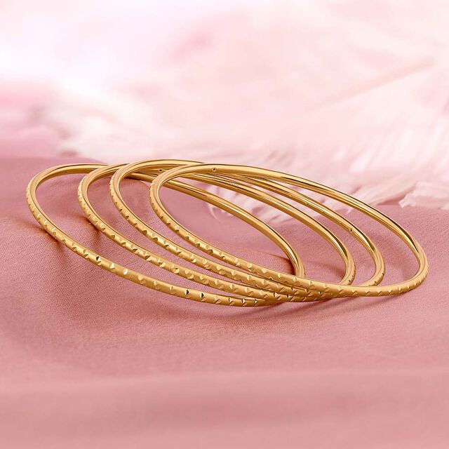 Striking Textured Gold Bangle 