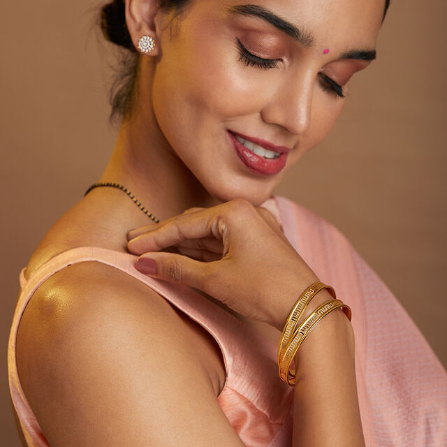 Tanishq 22KT Gold Bangle for Women 2