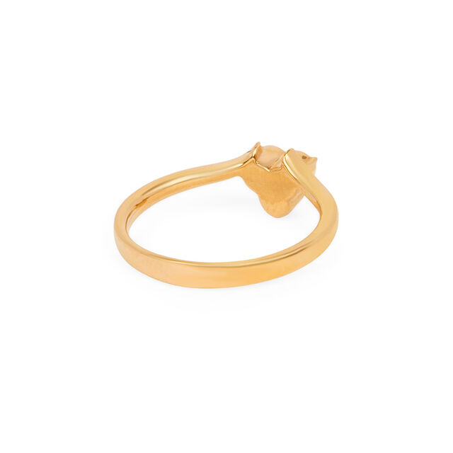Tanishq 18KT Diamond Bracelet for Women 4