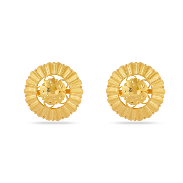 Tanishq 22 Karat Gold Pendant and Earrings Set for Women