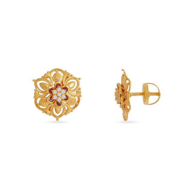 Tanishq 22KT Gold Pendant and Earrings Set 5