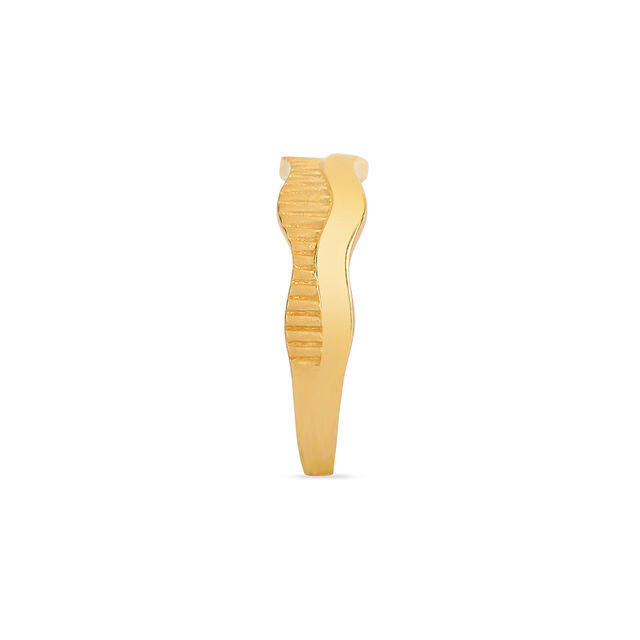 Tanishq 22KT Gold Finger Ring for Women