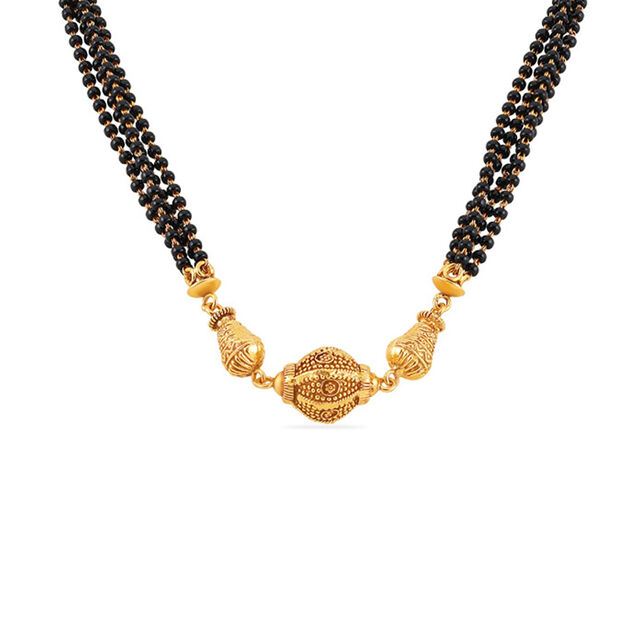 Golden and Black Accent necklace