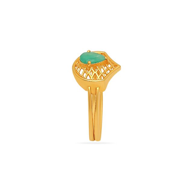 Tanishq 22KT Gold Finger Ring for Women