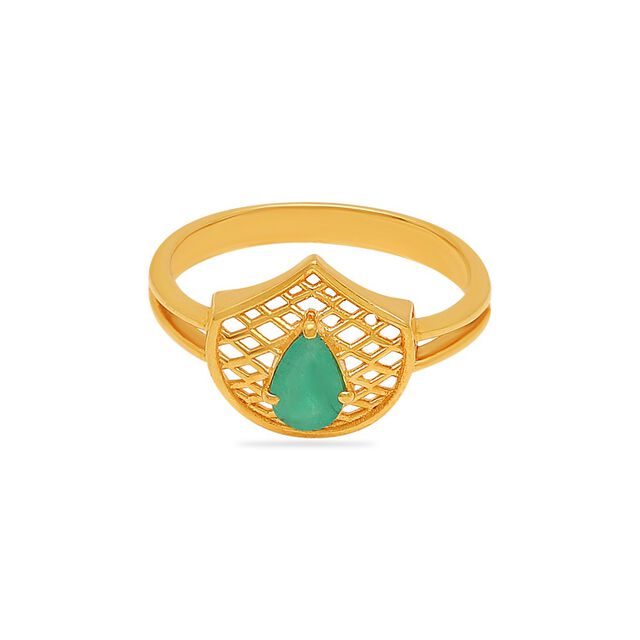 Tanishq 22KT Gold Finger Ring for Women