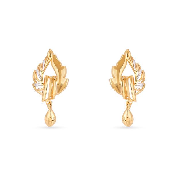 Elegant Gold Pendant and Earrings Set 4
