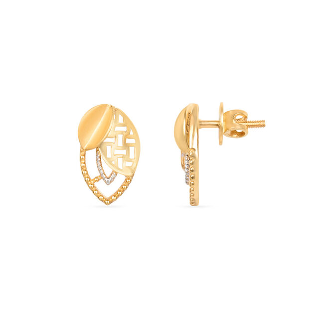 Sleek Chic Gold Pendant and Earrings Set 6
