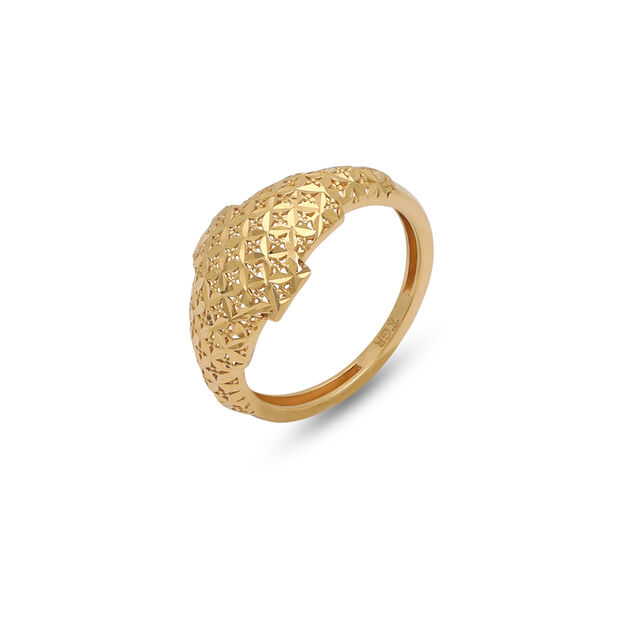 Elegant Gold Ring with Texture