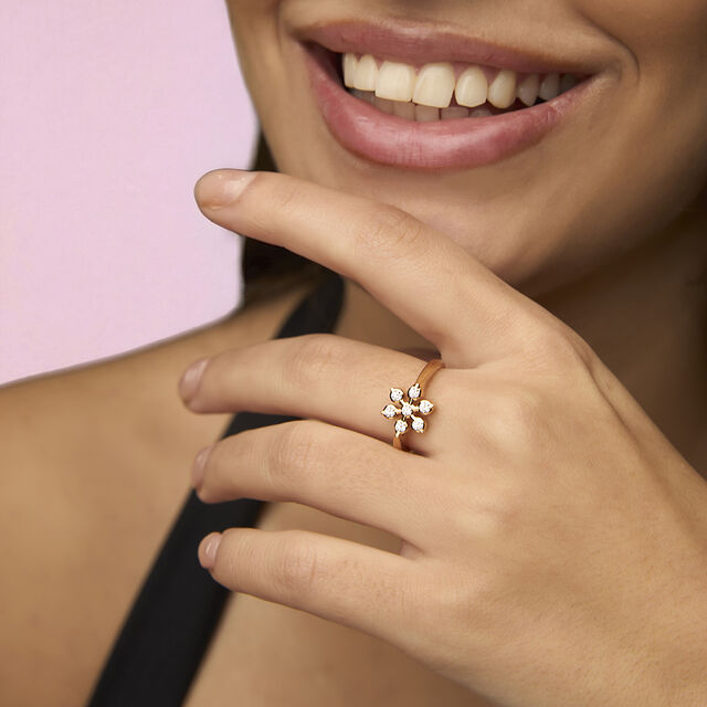 Tanishq 22KT Diamond Finger Ring for Women 2