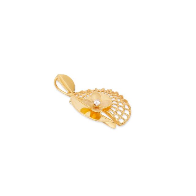 Sculpted Bloom Gold Pendant 2
