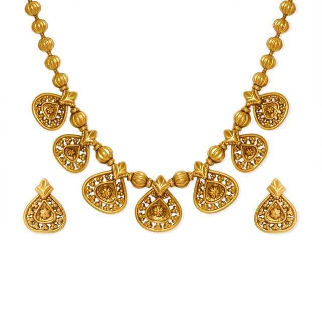 Tanishq 22KT Gold Necklace Set 