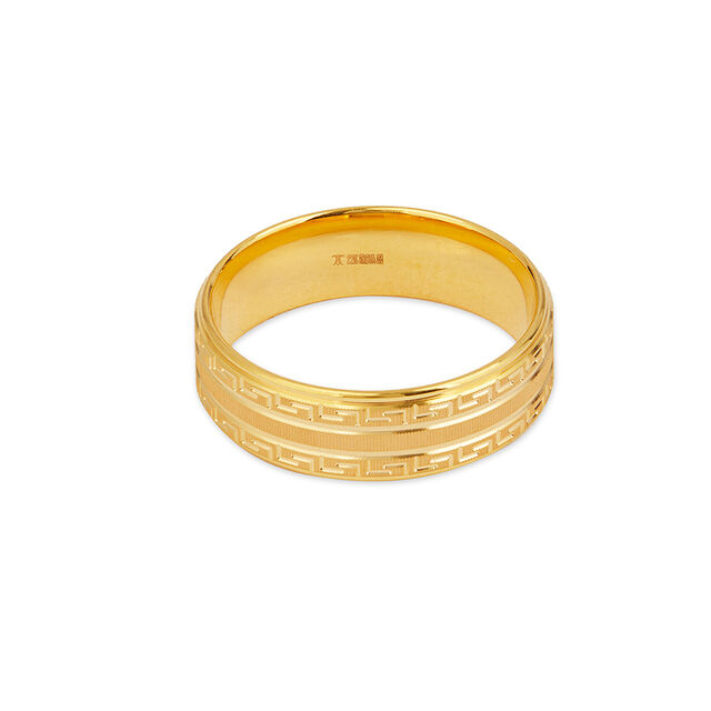 Tanishq 22KT Gold Finger Ring for Women 2