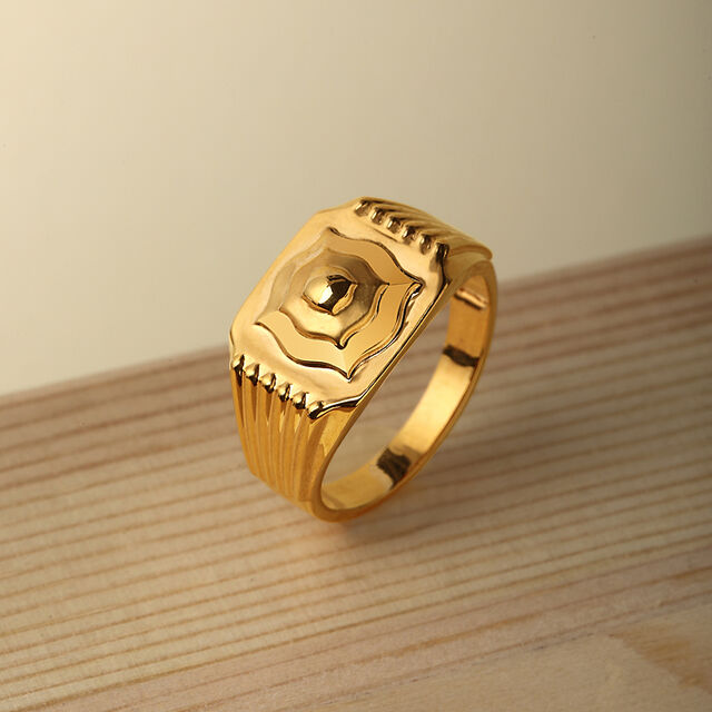 22k Gold Tanishq Male Gold Rings Buy Tanishq 22 Karat Gold Finger