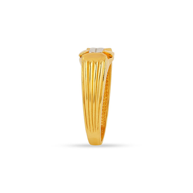 Tanishq 22KT Gold Finger Ring for Men 3