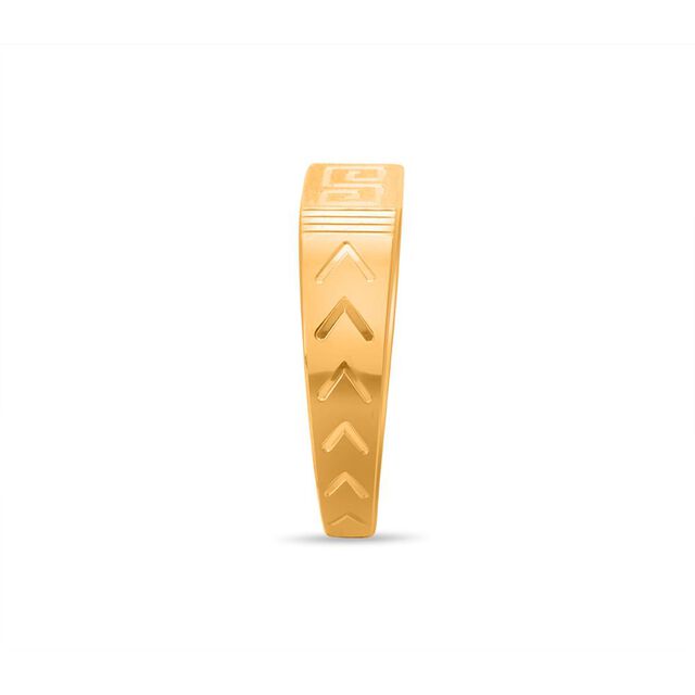 Tanishq 22 Karat Gold Finger Ring 
