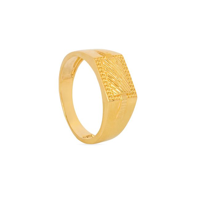 Tanishq 22KT Gold Finger Ring for Men 3