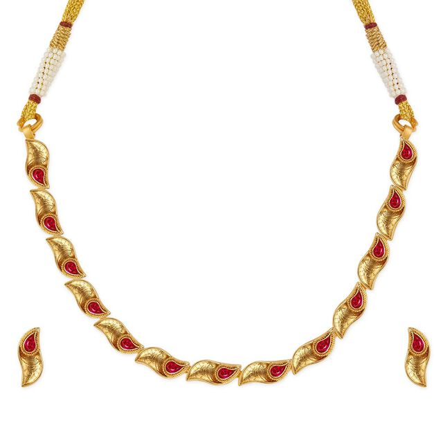 Tanishq 22KT Gold Necklace Set 