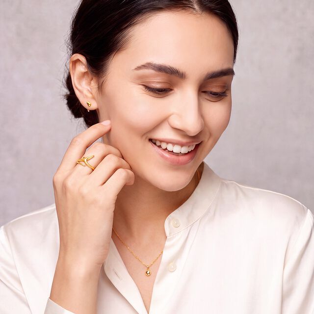 Tanishq 22KT Gold Finger Ring for Women 2
