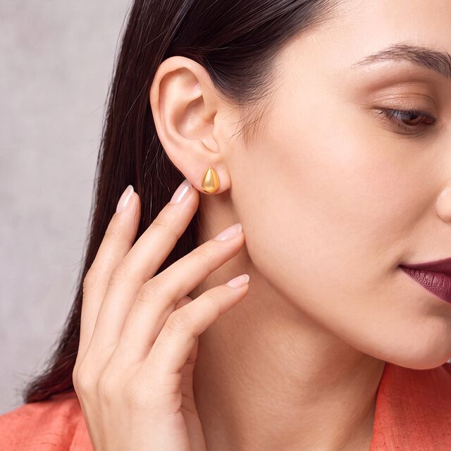 Tanishq 22KT  Gold Earrings  for Women 3