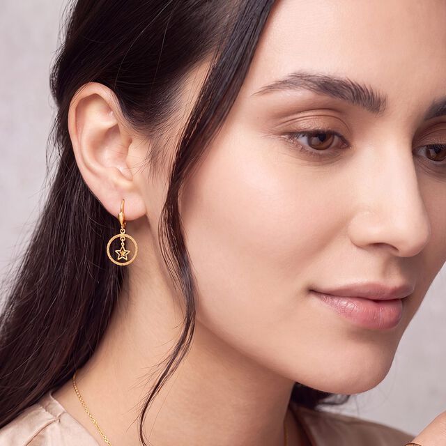 Tanishq 22KT Gold Earrings for Women 3